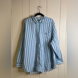 Oversized Button-Down Boyfriend Shirt XXLT